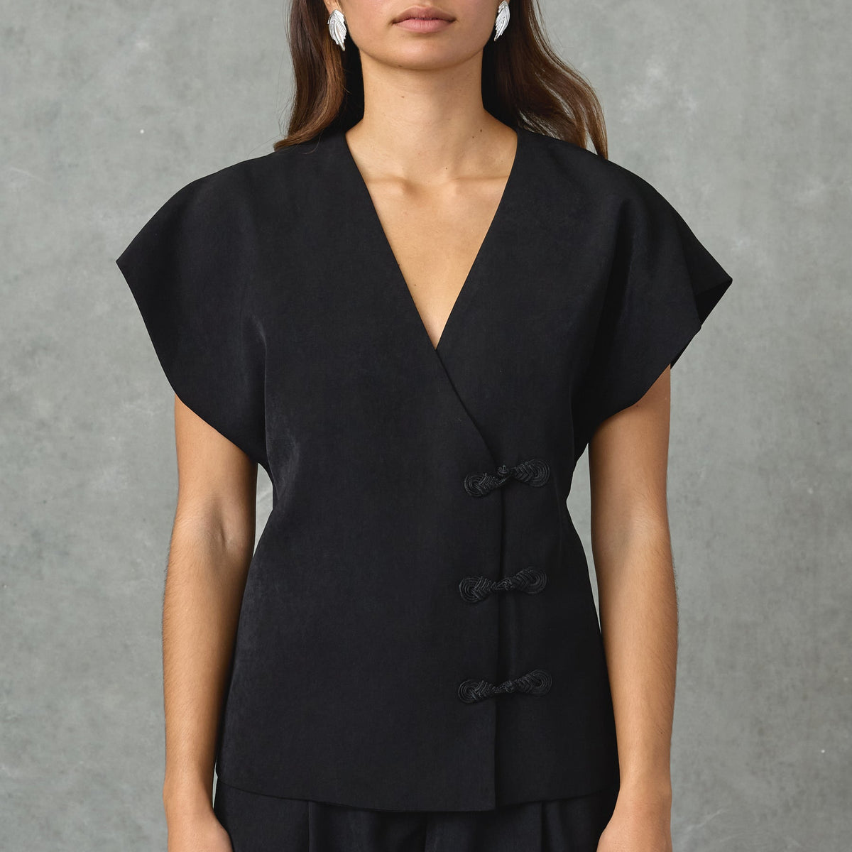 Love & Divine love1632 top vest black