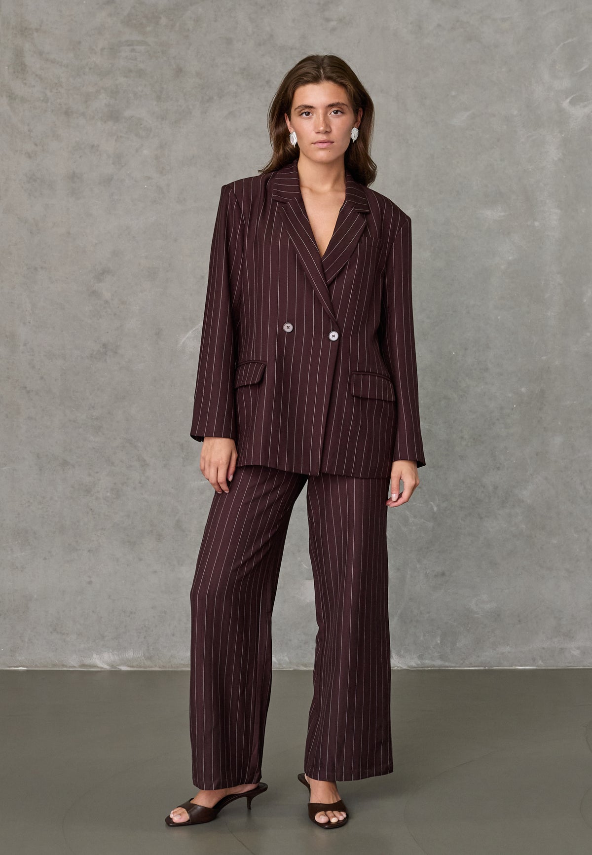 Love & Divine love1648 blazer brown pinstripes