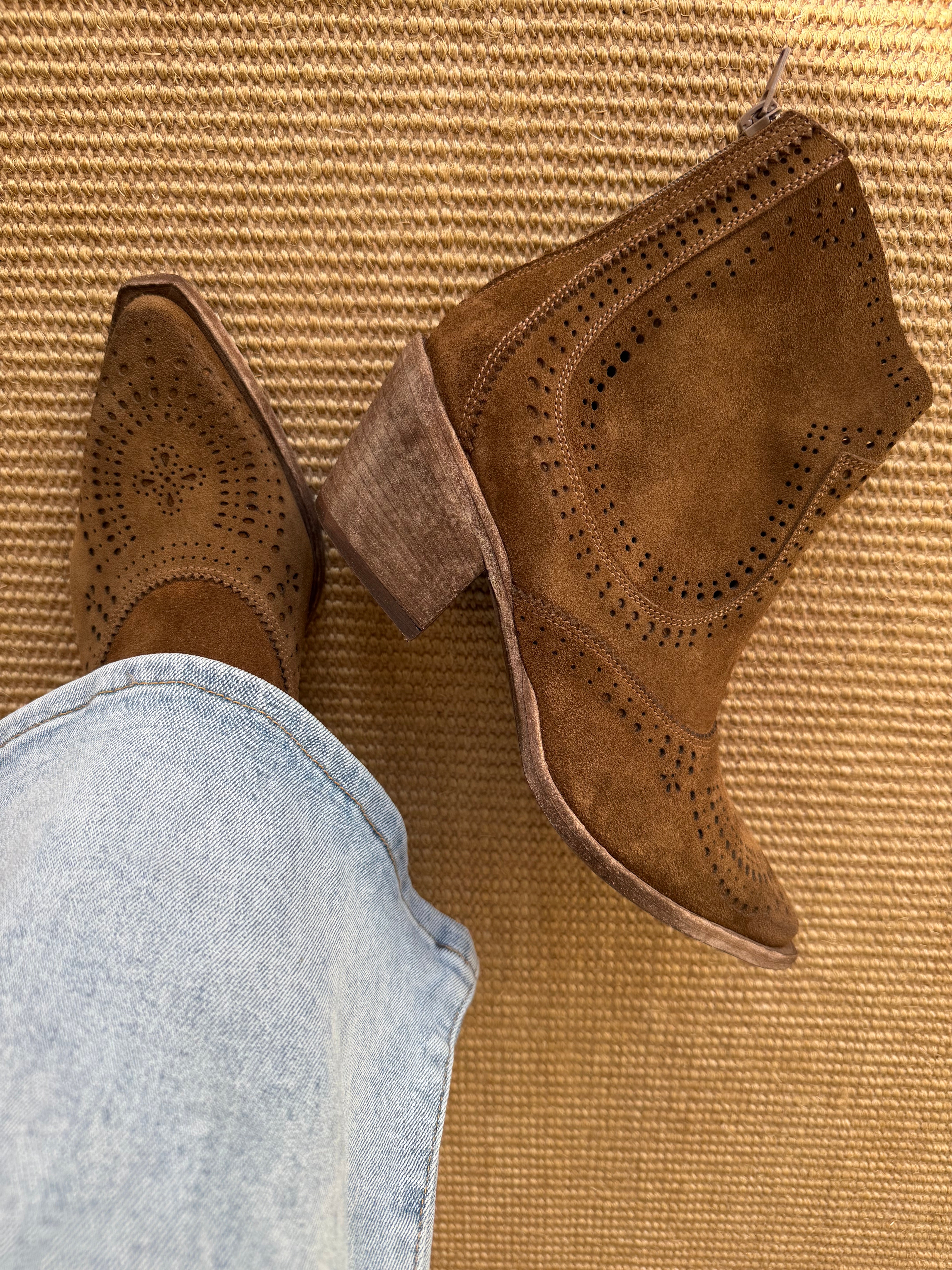 BUKELA Napoli støvle suede wood