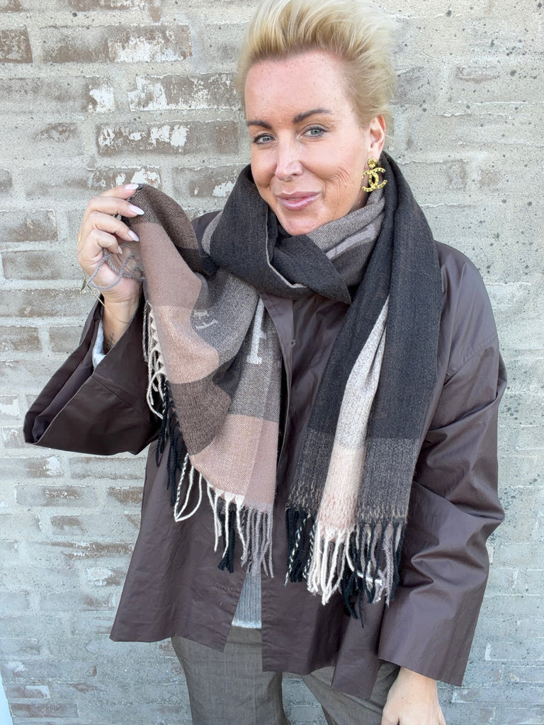 Tørklæde 0253-05 H letter brown