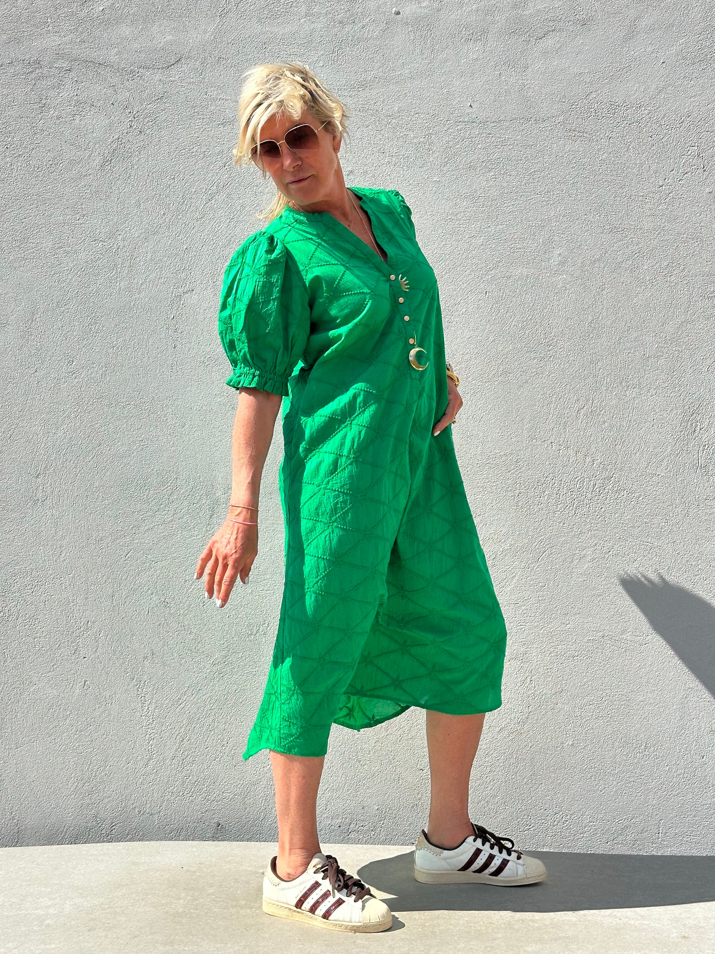 Gaspar 2601736 Tunø dress broderi anglaise green