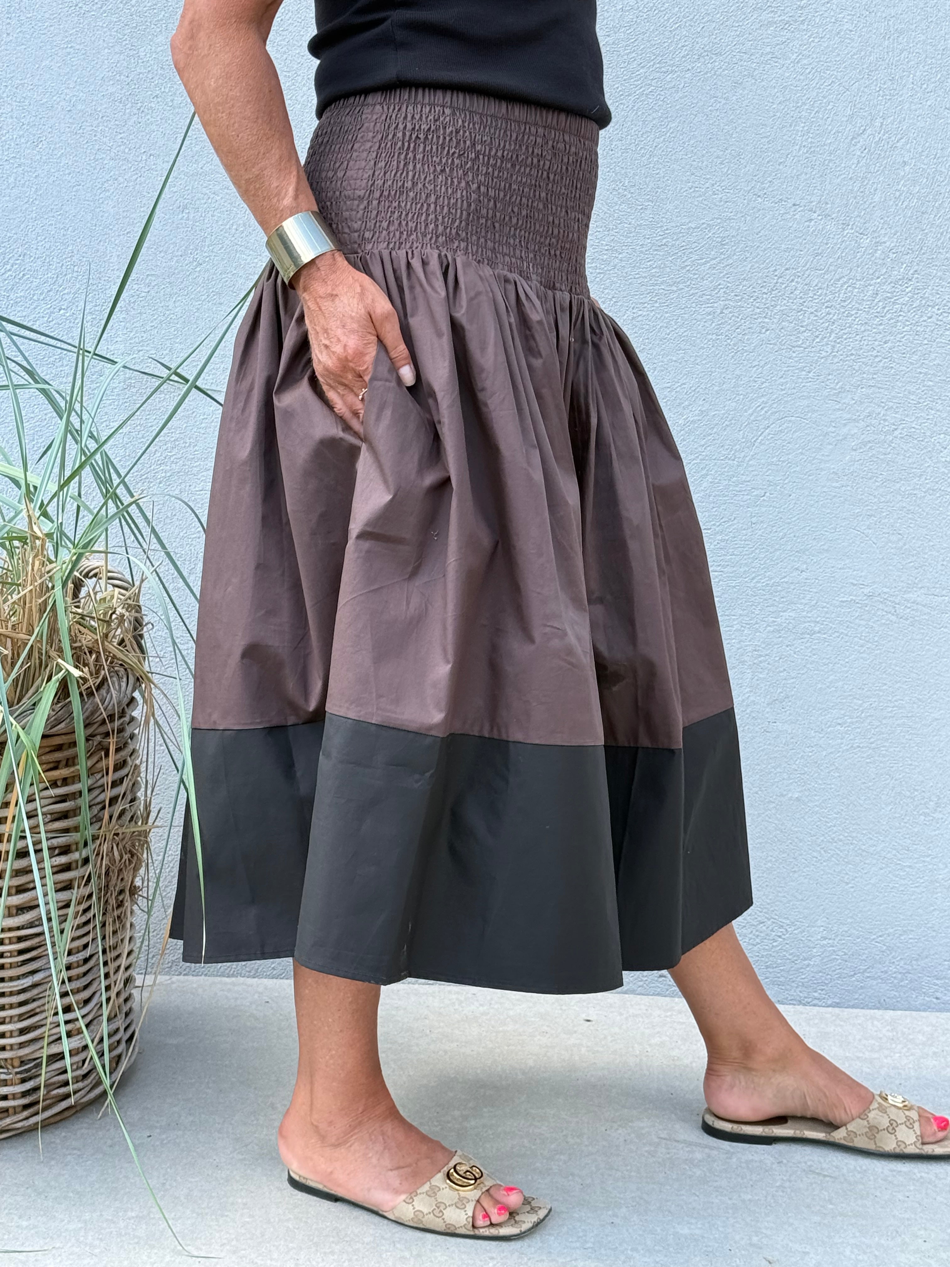 Gaspar 2607914 Vienna skirt brown