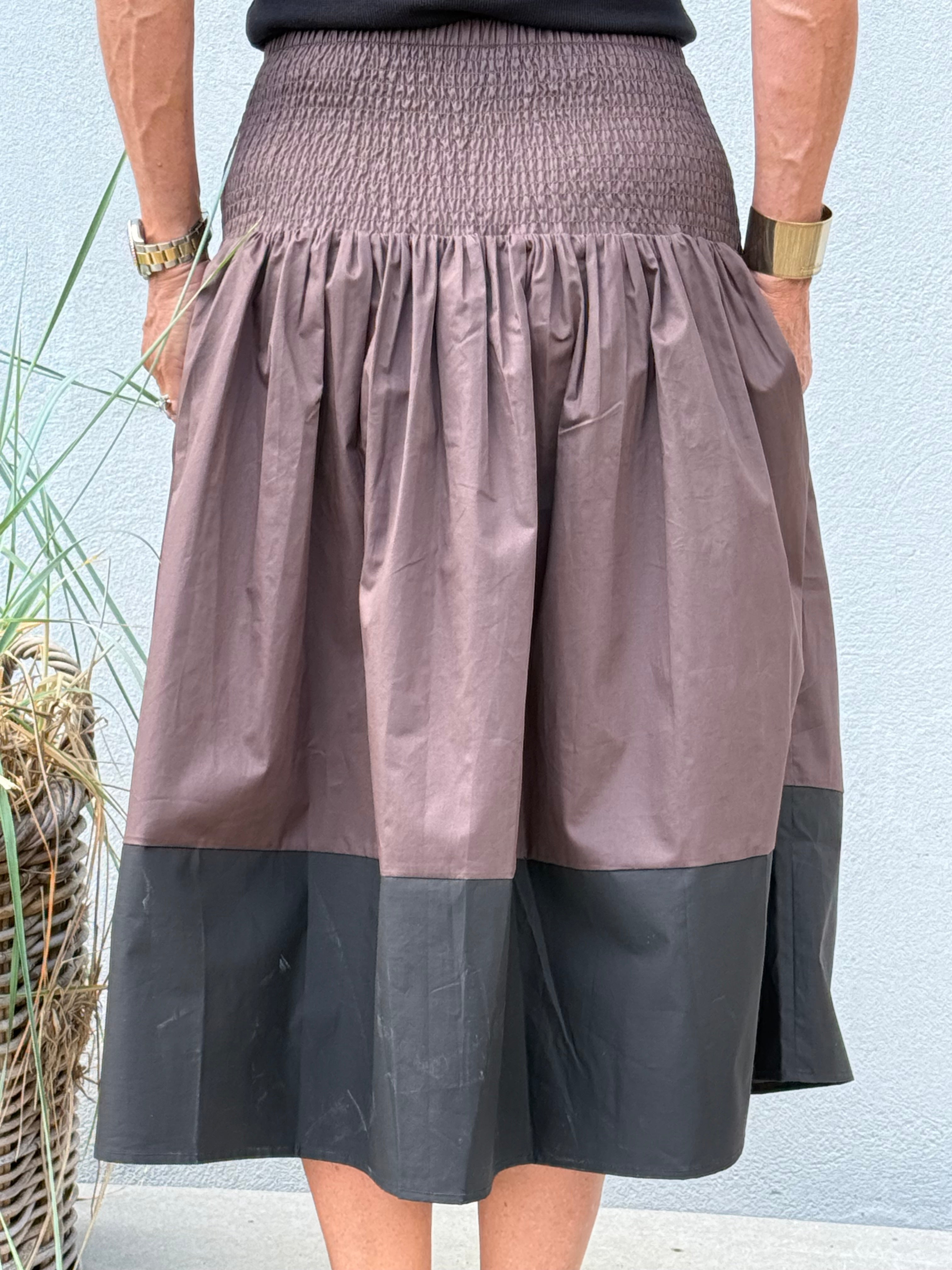 Gaspar 2607914 Vienna skirt brown