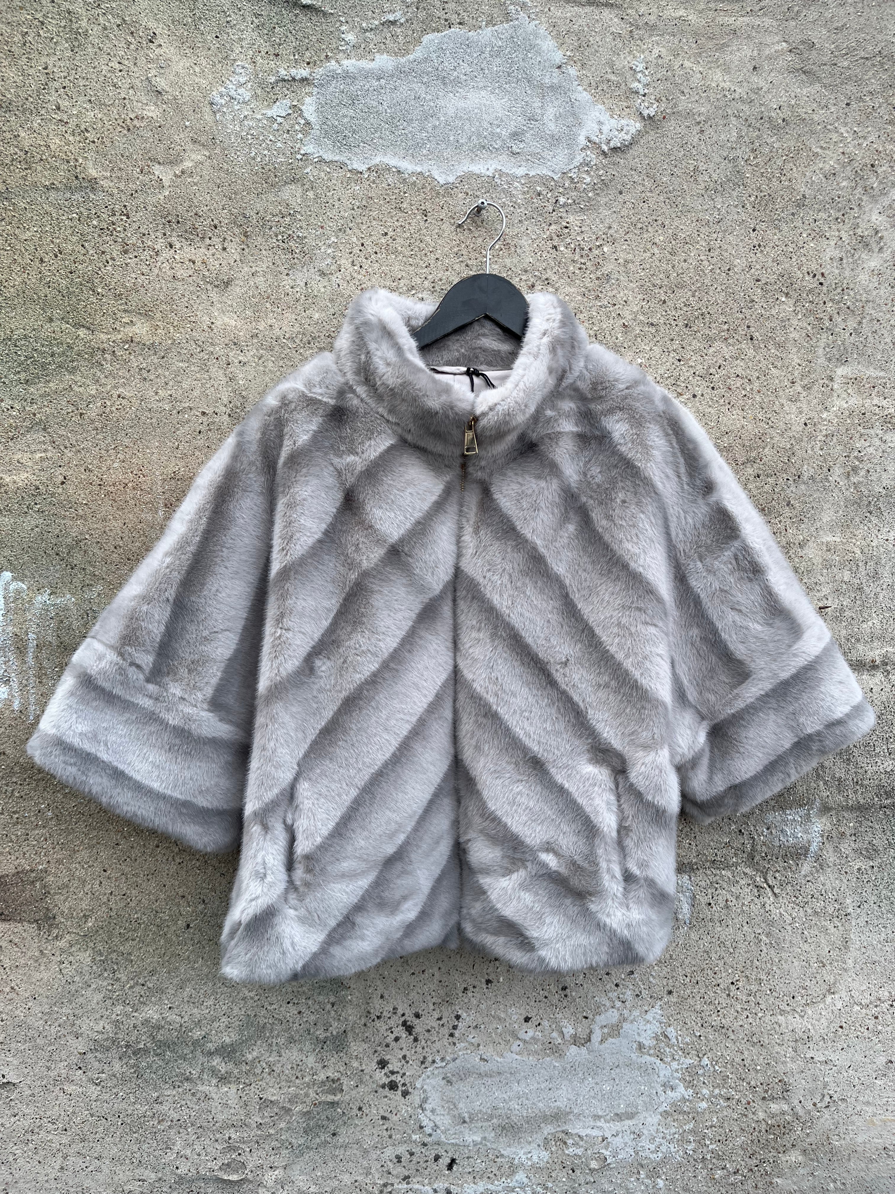 By Engbork Marilyn fake fur jakke grey