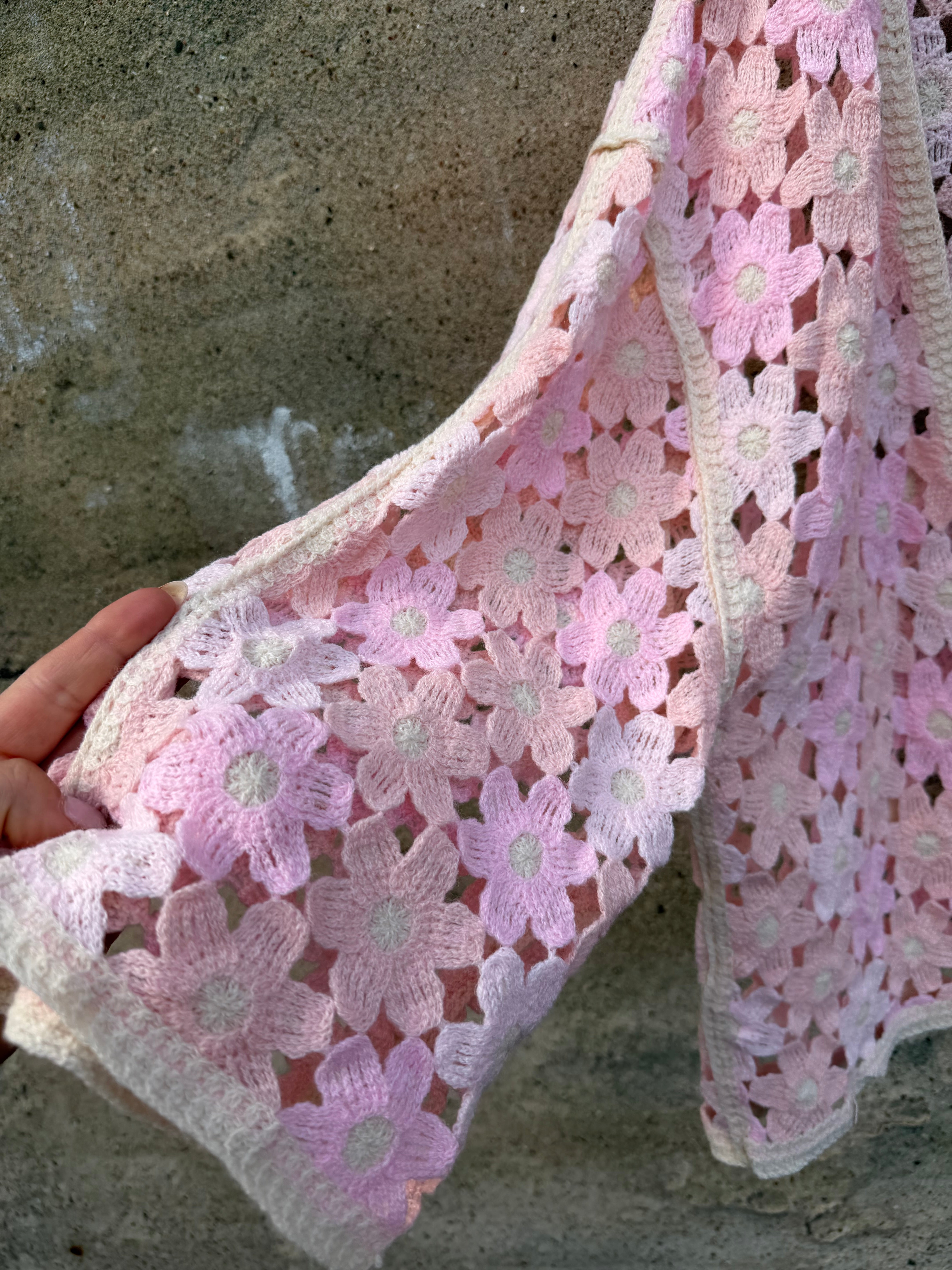 By Engbork Patricia jacket crochet rose