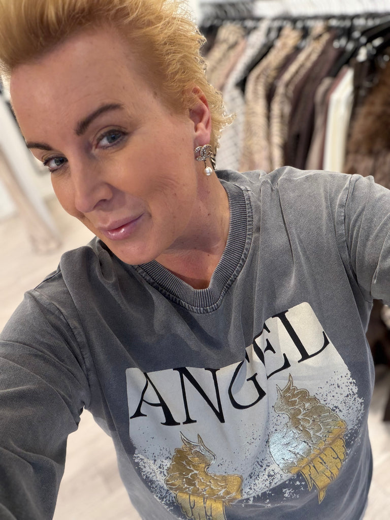 By Engbork Angel sweat blouse grey