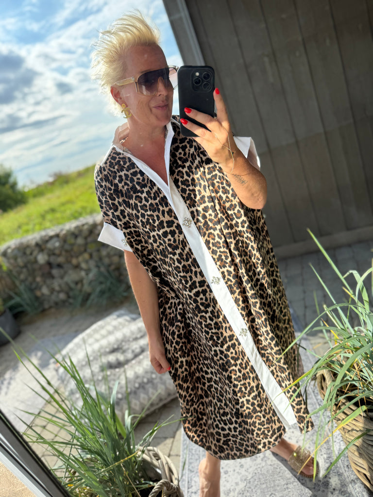 By Engbork Sofia kjole leo