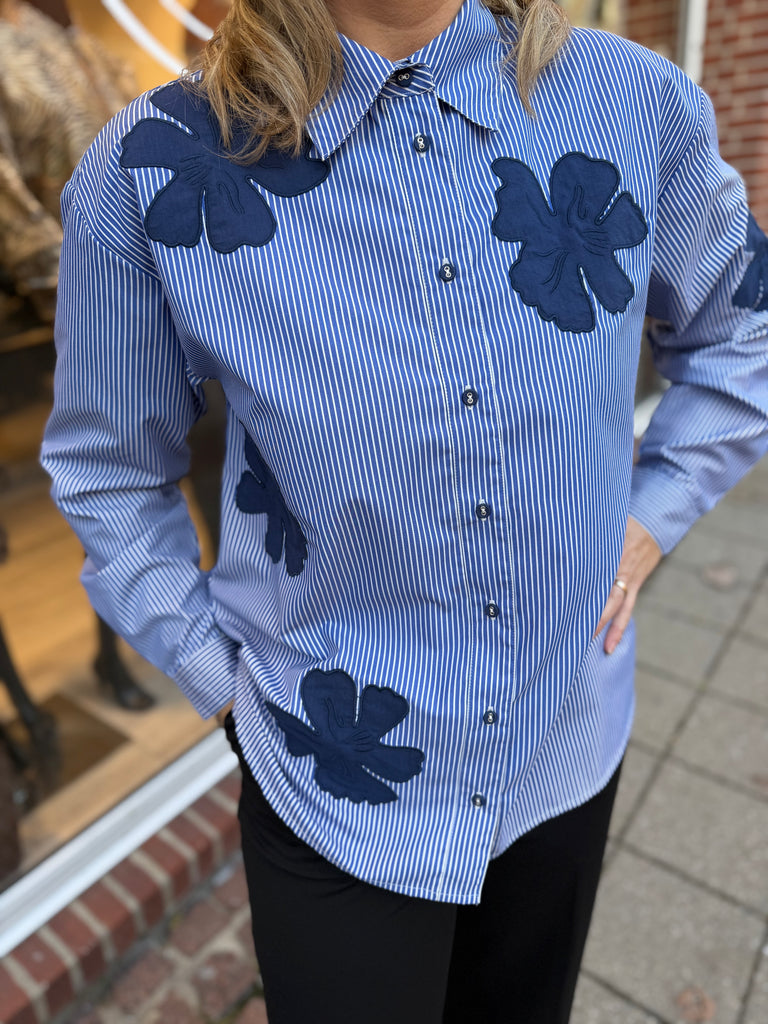Love & Divine love1499 shirt blue flower
