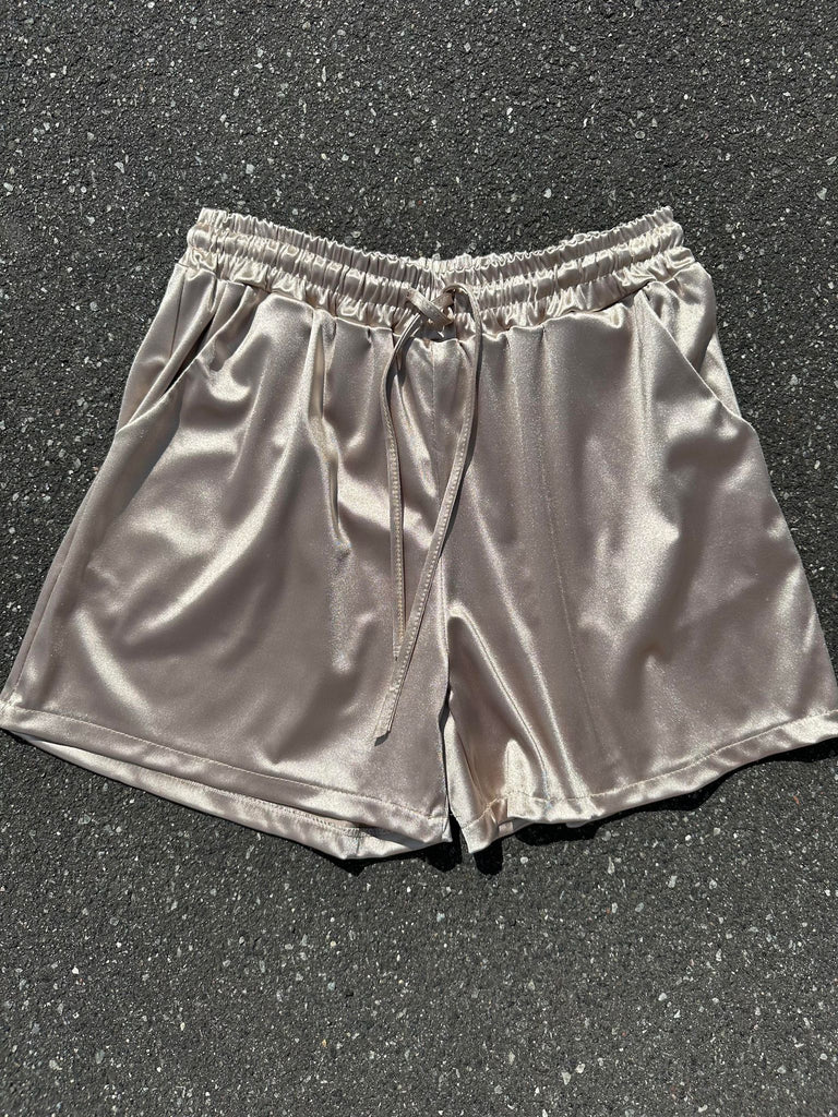 By Engbork Grayson shorts Champagne