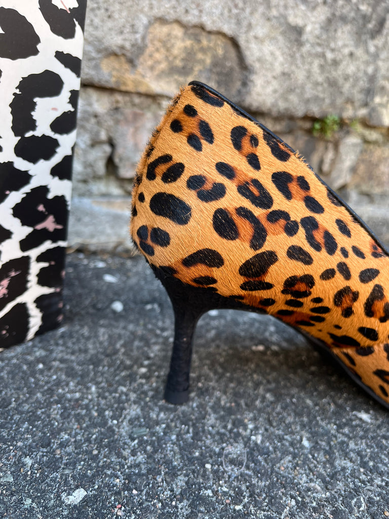 Woden Laura Leo 327 leopard