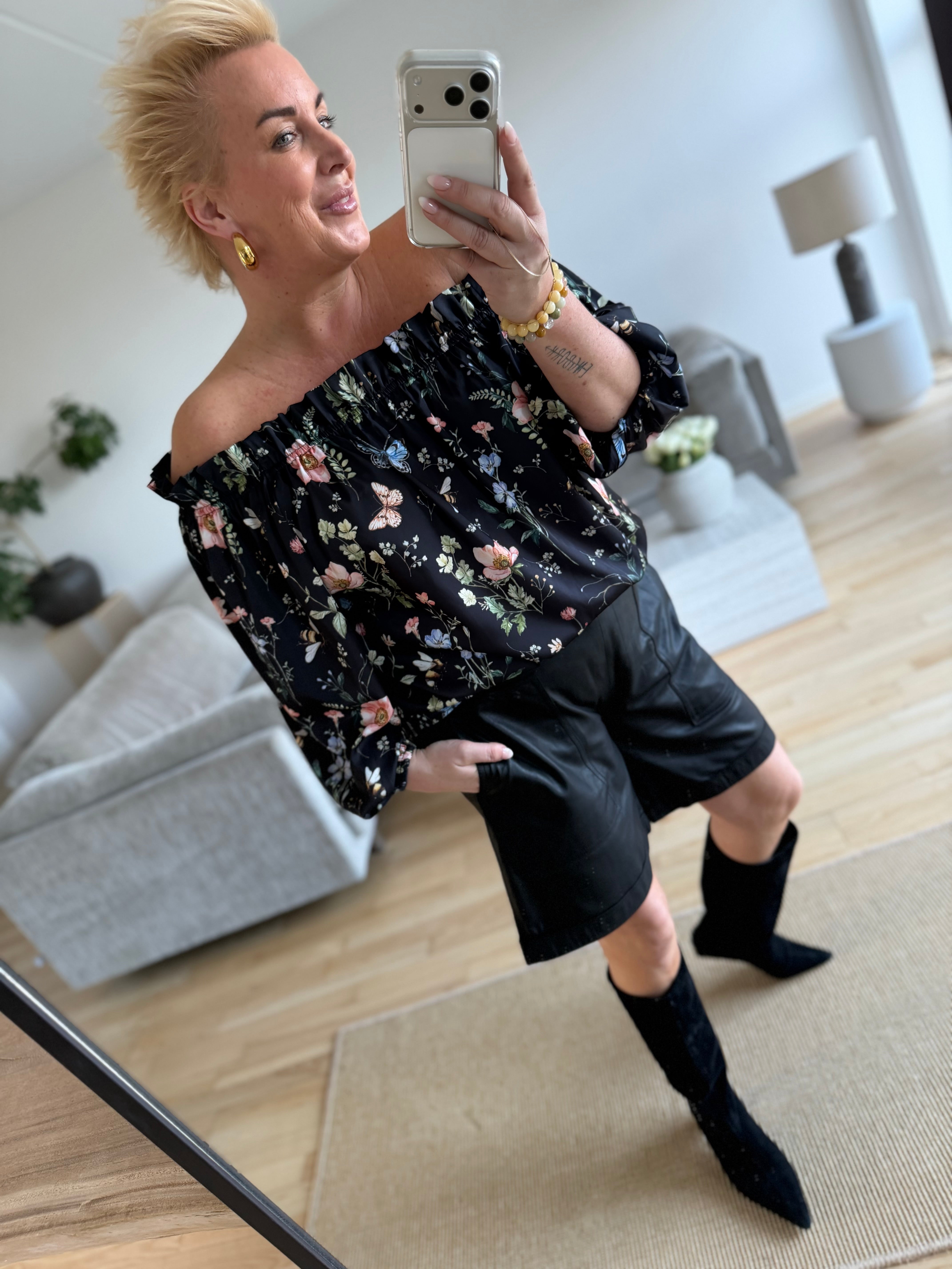 Design By Laerke Elisabeth bluse flower black