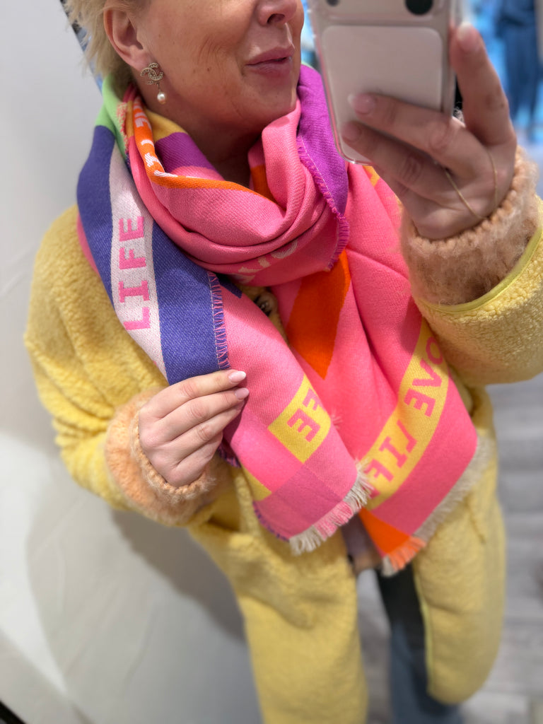 By Engbork LOVE life scarf pink