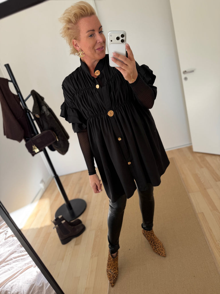 By Engbork Koko 9523 kjole kort black