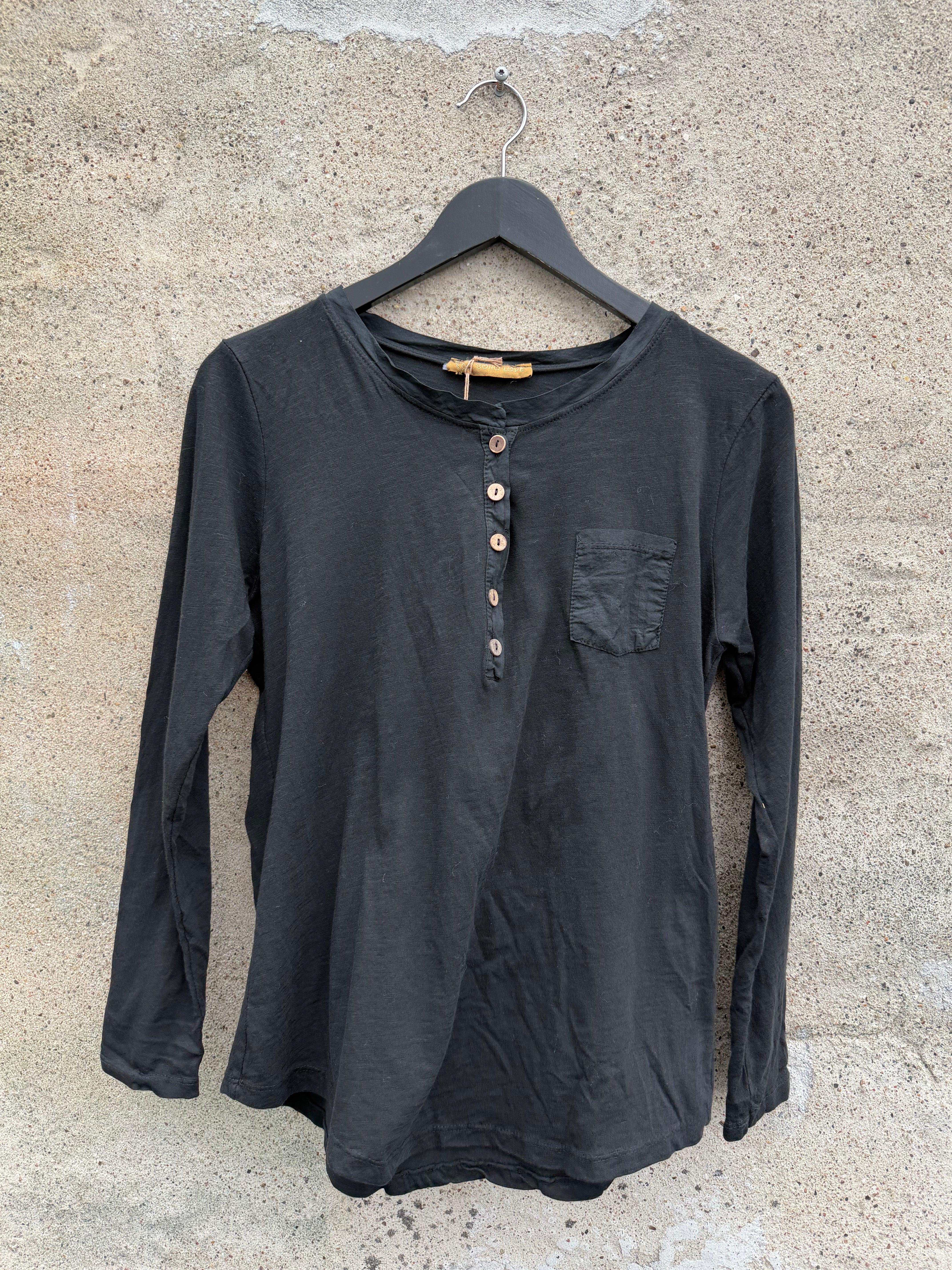 Boho Love B1167 Long sleeve t-shirt Black