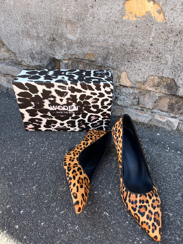 Woden Laura Leo 327 leopard