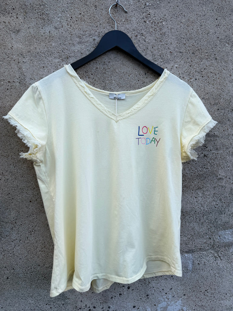 By Engbork Love ToDay T-shirt yellow
