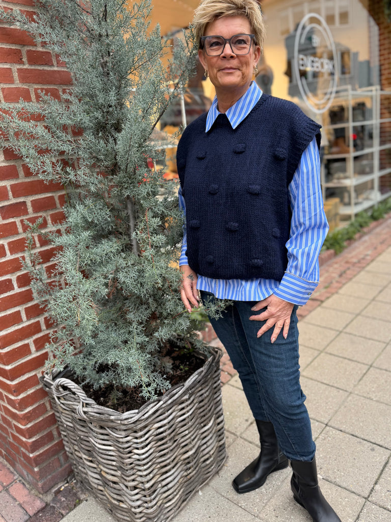 Boho Love B1299 strik vest navy dots