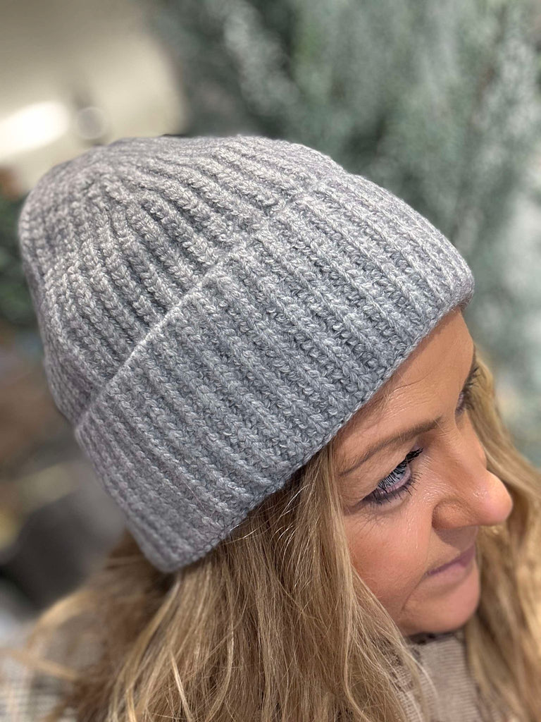 Qnuz 9198 Rib knit hat grey