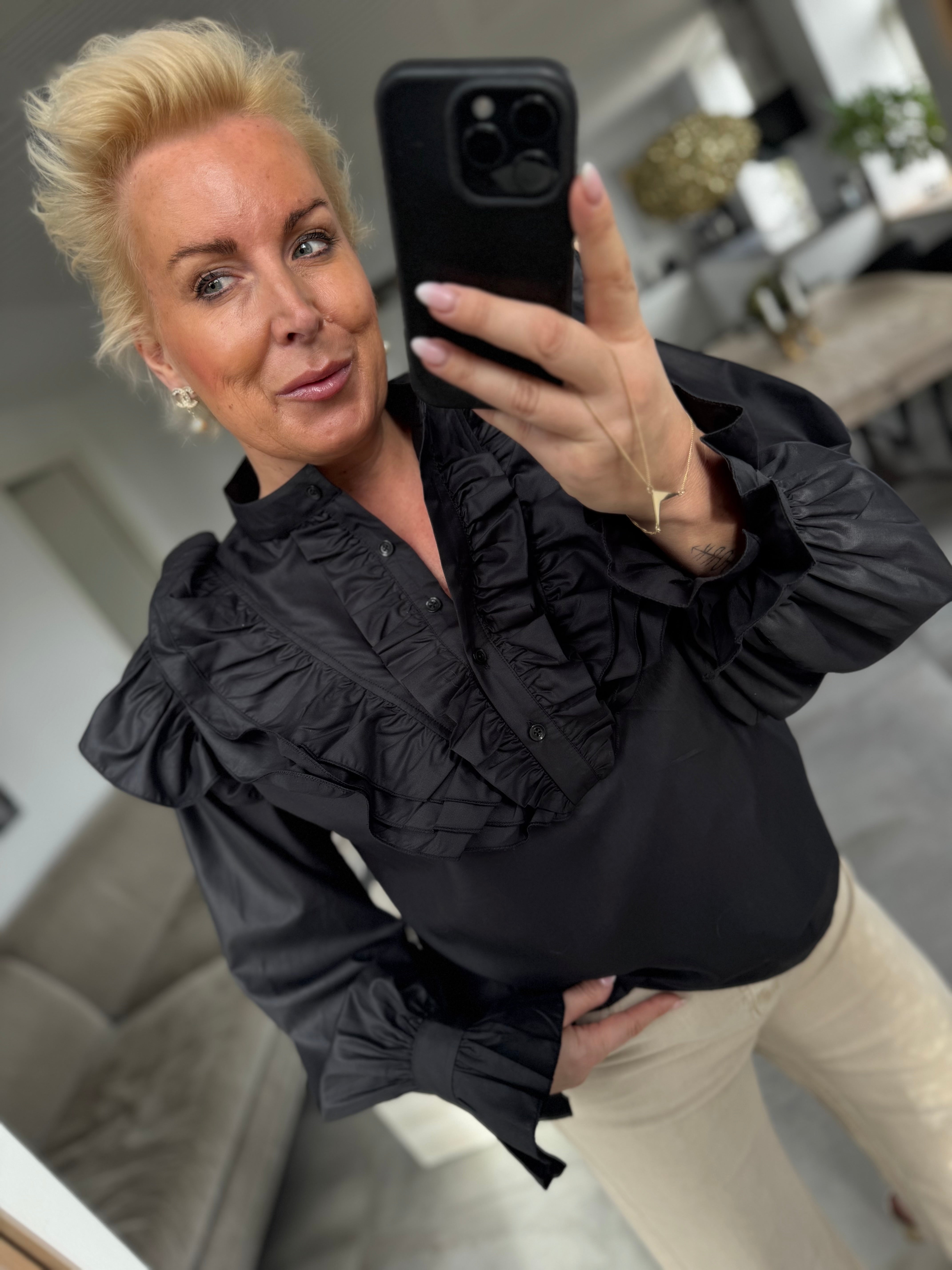 Design By Laerke Joan shirt black