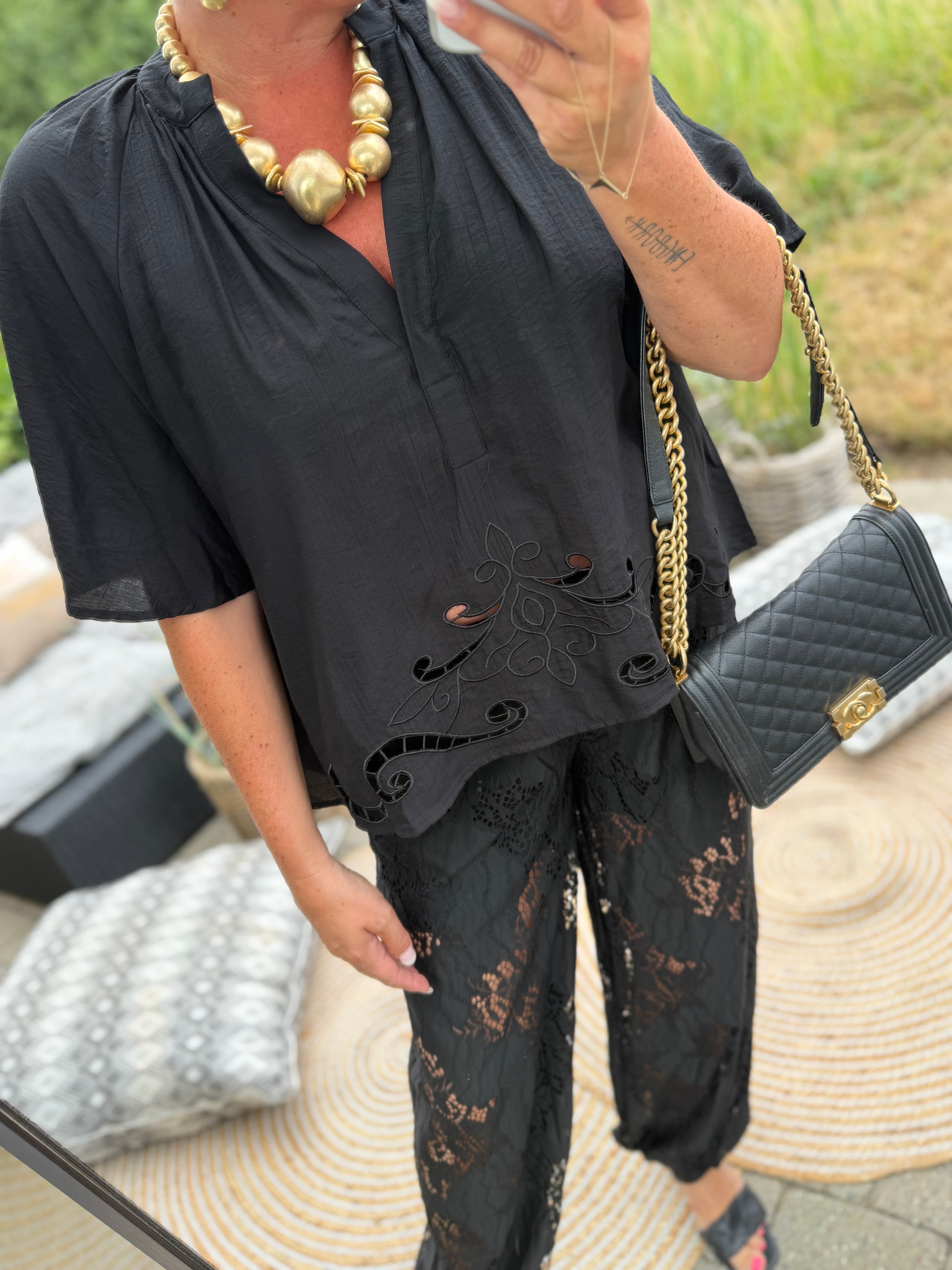 Love & Divine love1607 blouse black