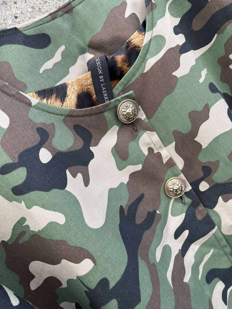 Design By Laerke jakke lang camu