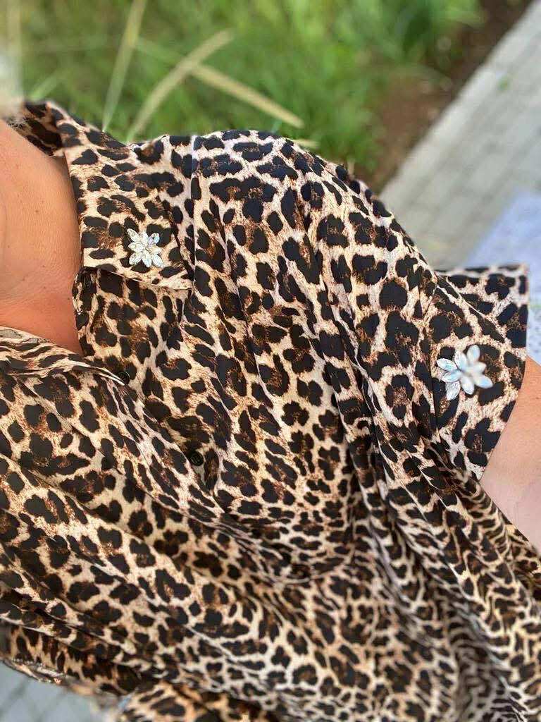 By Engbork Amanda kjole leo