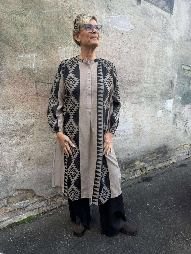 Gaspar 2507700 Luna jacquard kjole dark