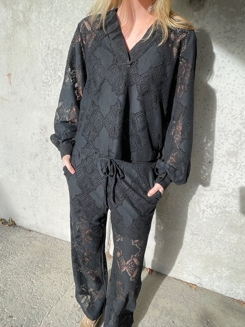 Love & Divine love207-42 pants black