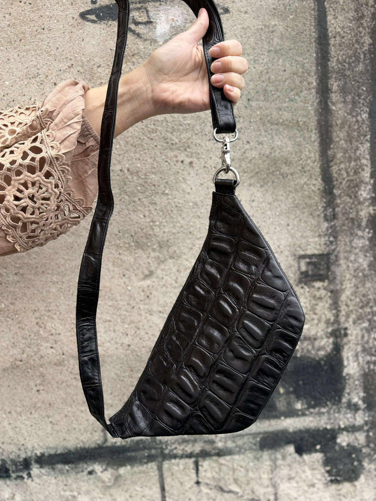 Depeche 16782 bum bag leather croco