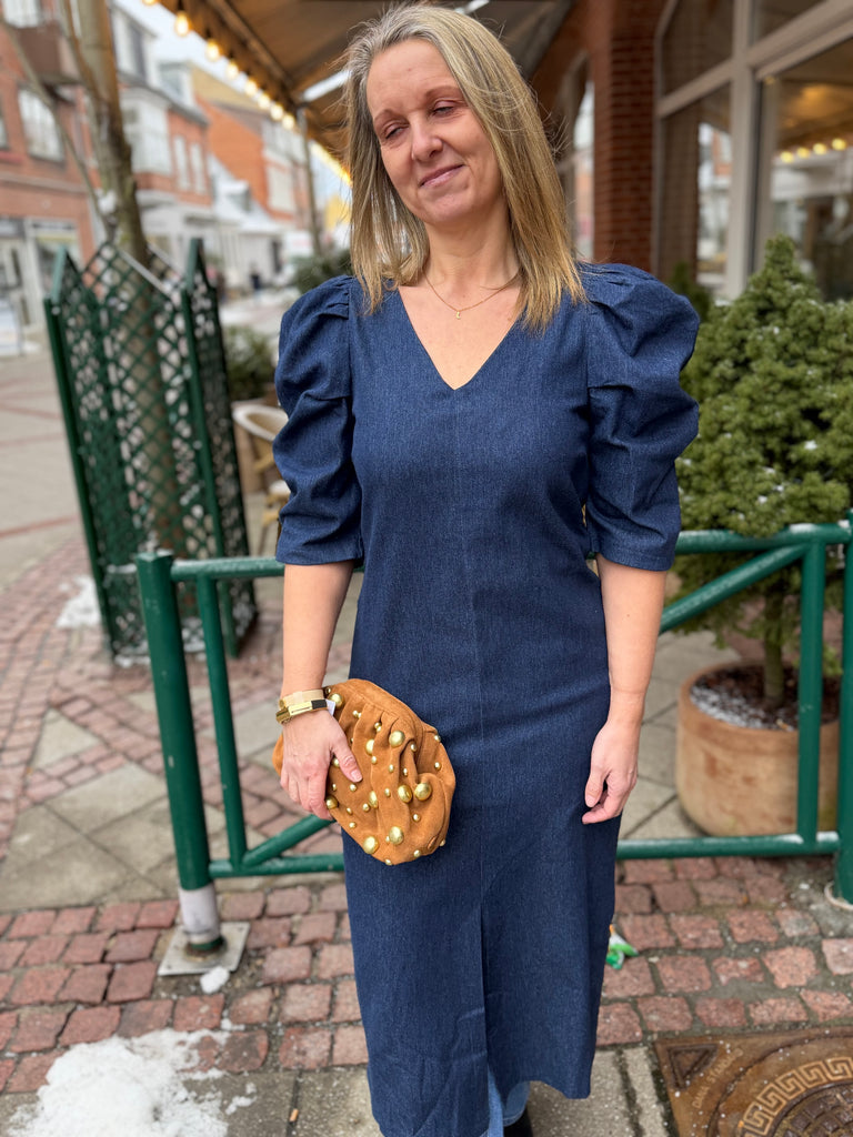 Liberte 22347 Winnie Asta kjole V neck