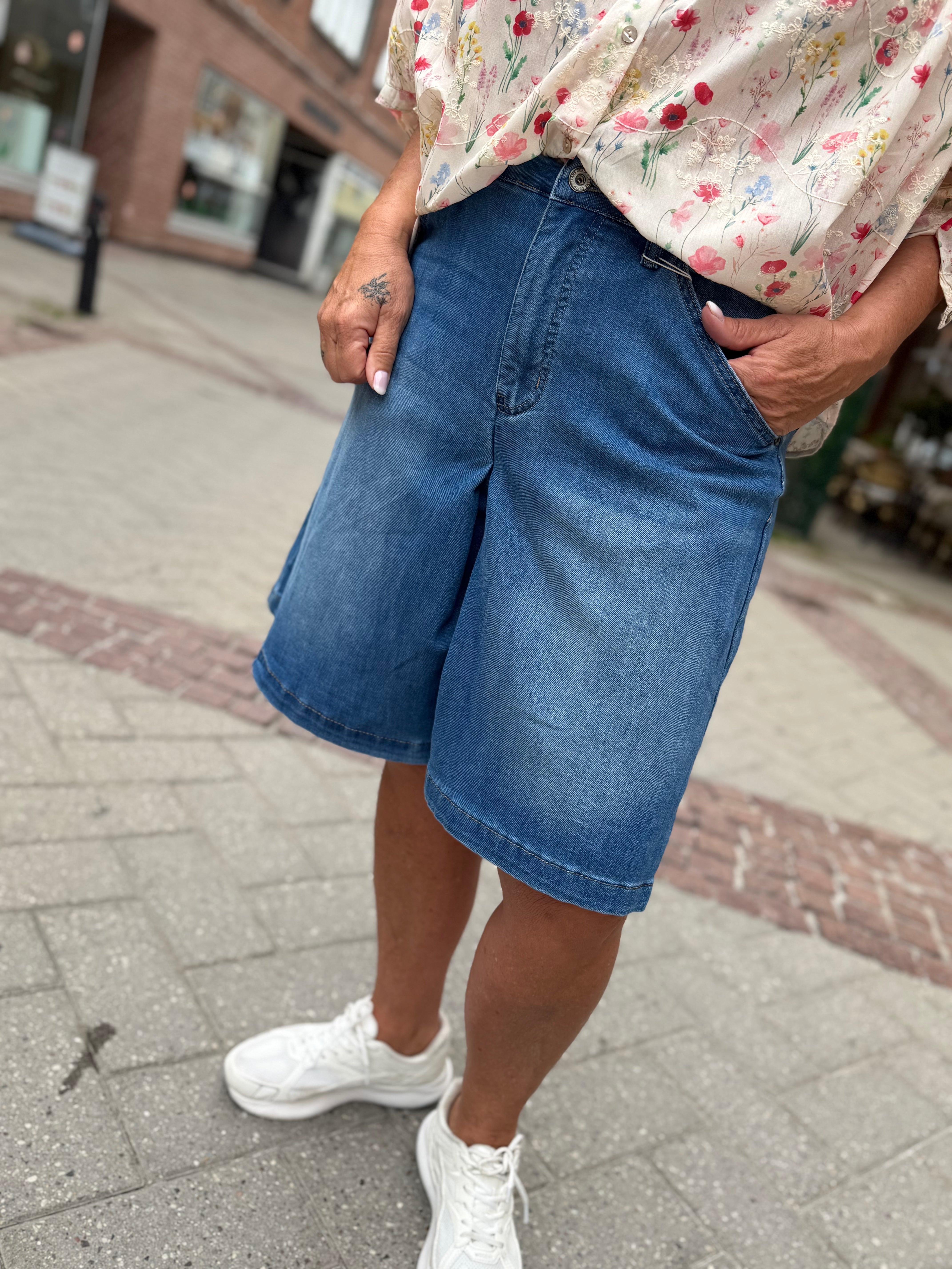 CABANA Living Ainoah 9329 shorts denim blue