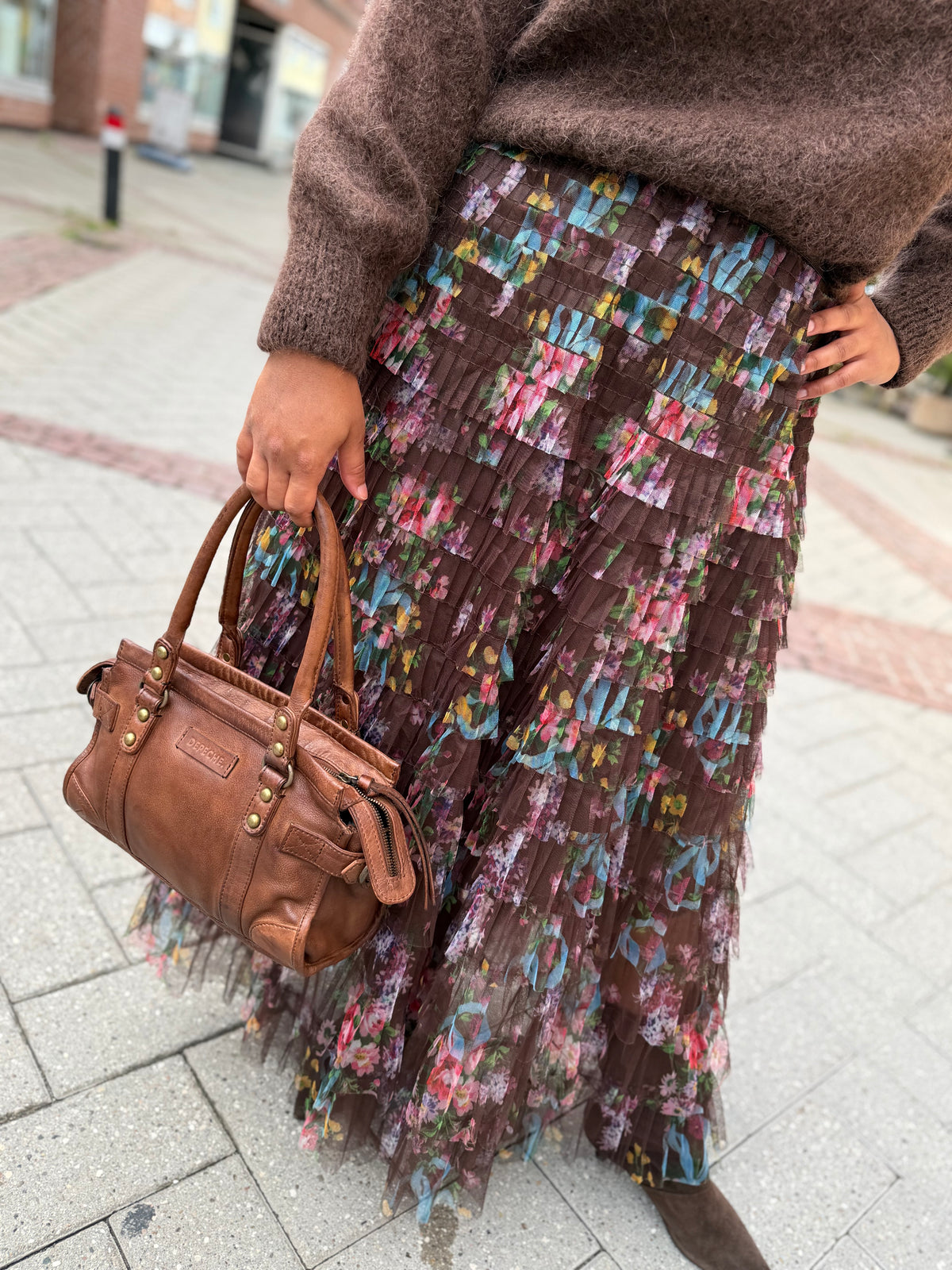 Wonder tyl skirt flower brown