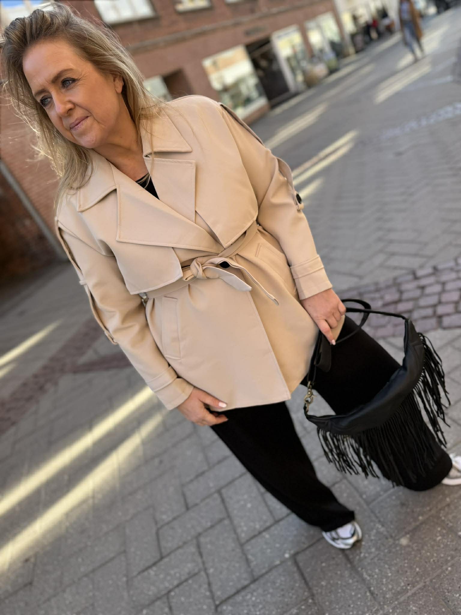 By Engbork Juliet short trench coat sand