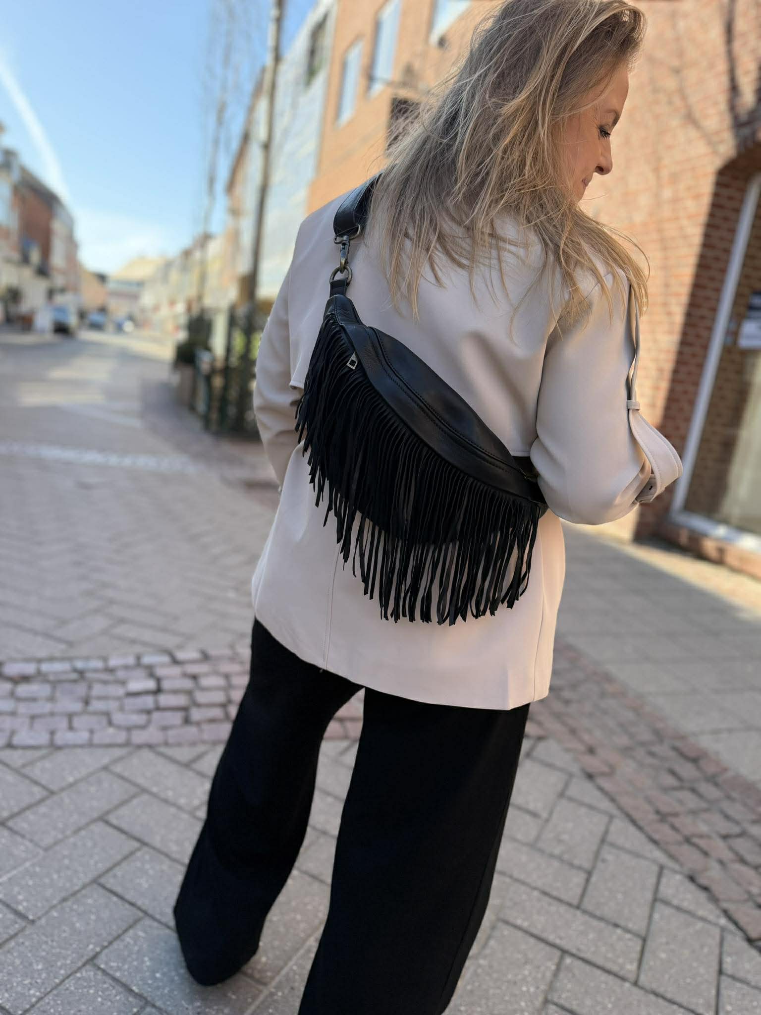 Depeche 16658 bum bag leather fringes black