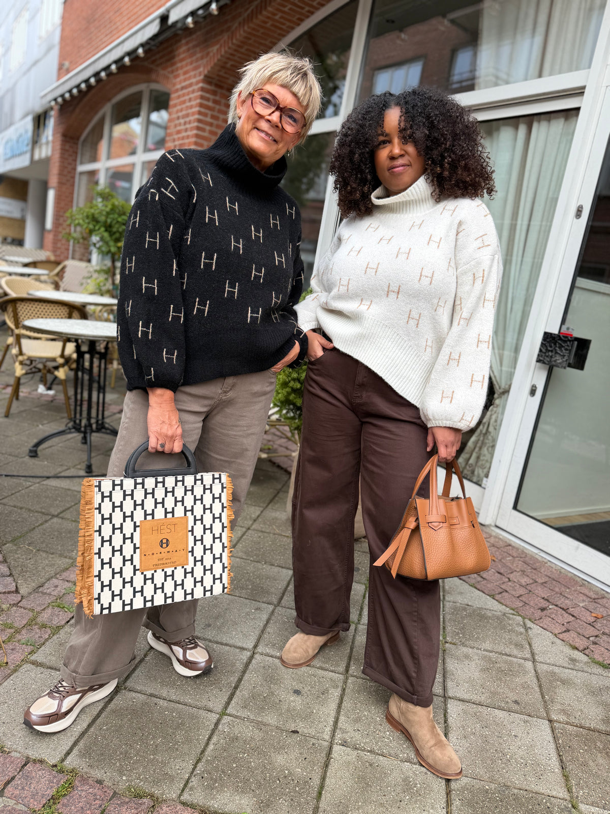 HÈST Monica pouch and totebag