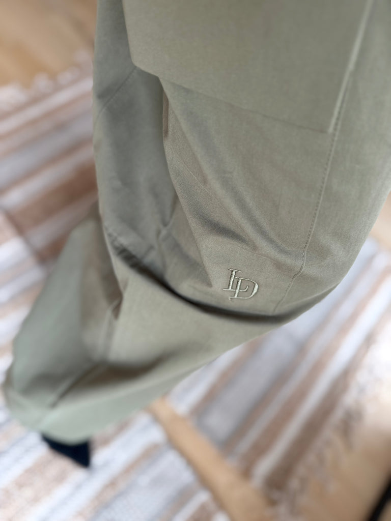 Love & Divine love1465 bukser cargo olive