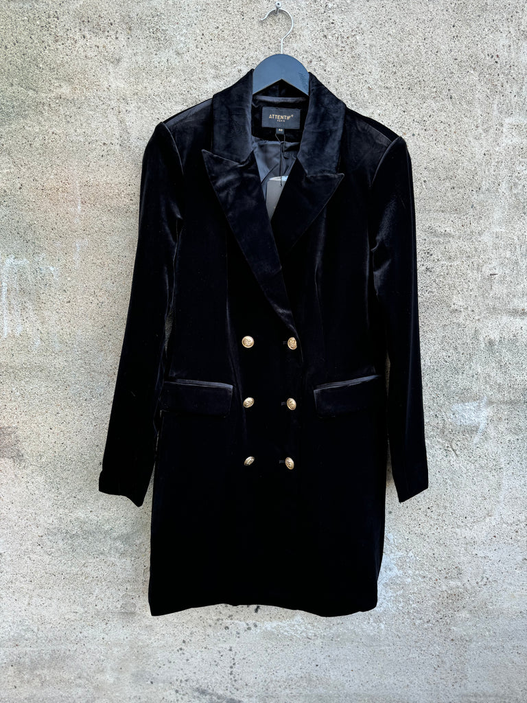 By Engbork Attentif V2020 velour blazer black