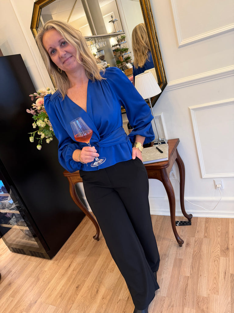 Liberte 22120 Tiki LS twist blouse eletric blue