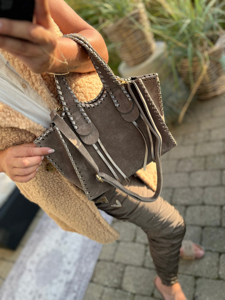 By Engbork Stella ruskind clay