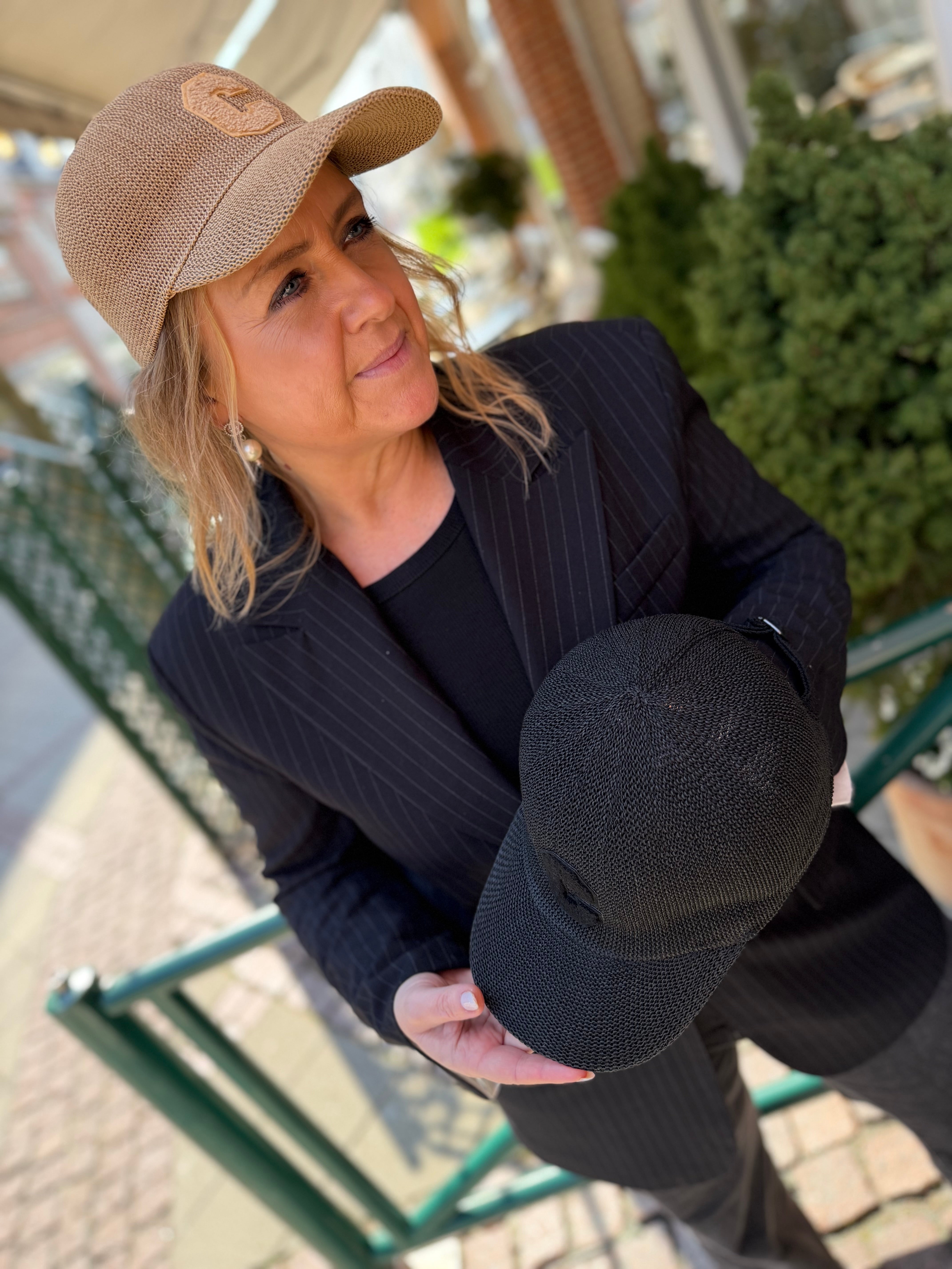Celina 967 C cap bast camel