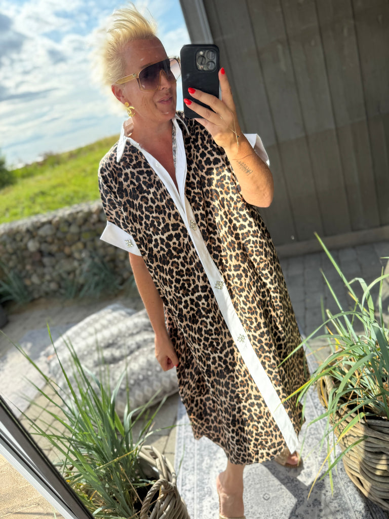 By Engbork Sofia kjole leo