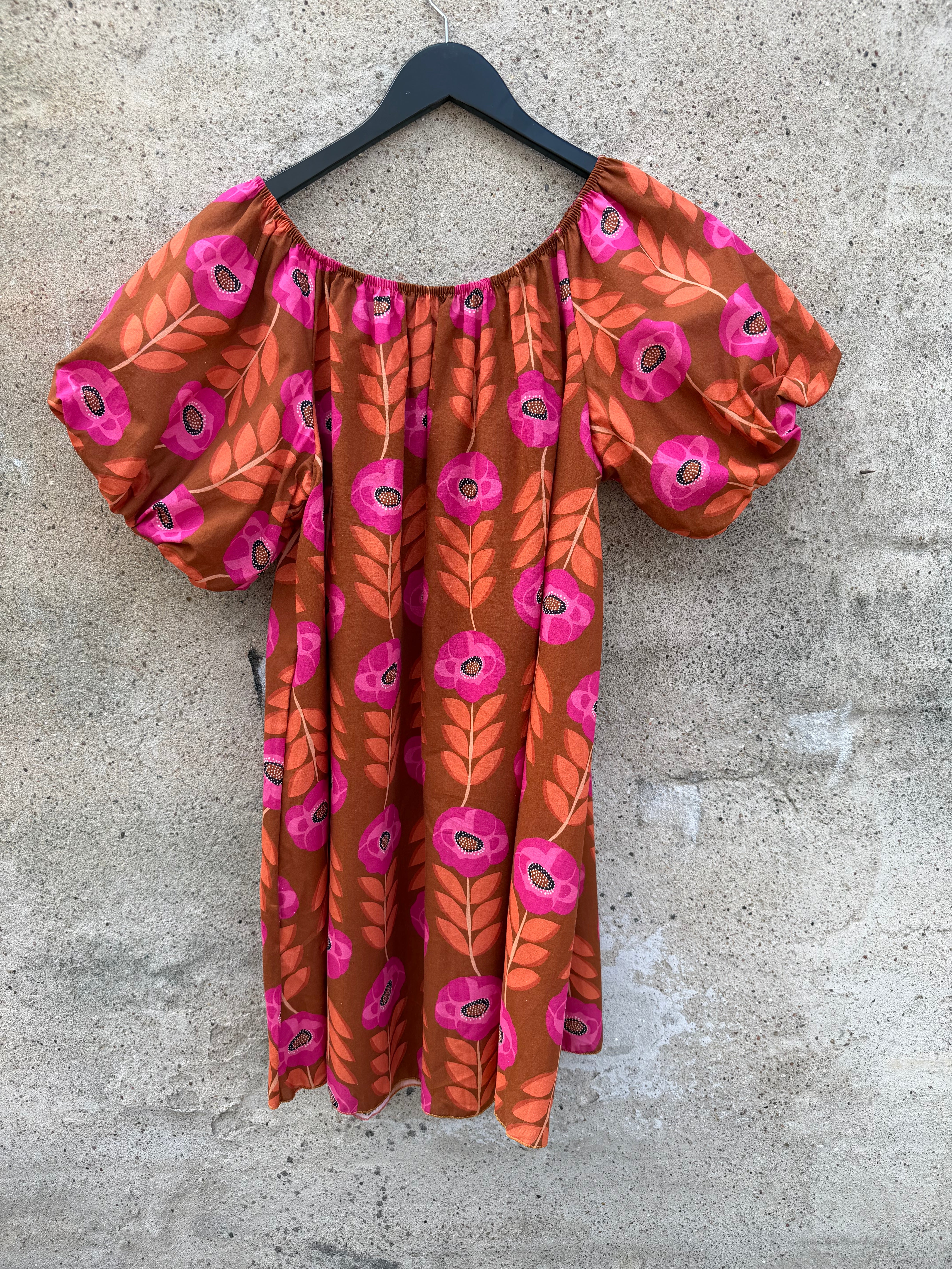 Sophie dress flower pink