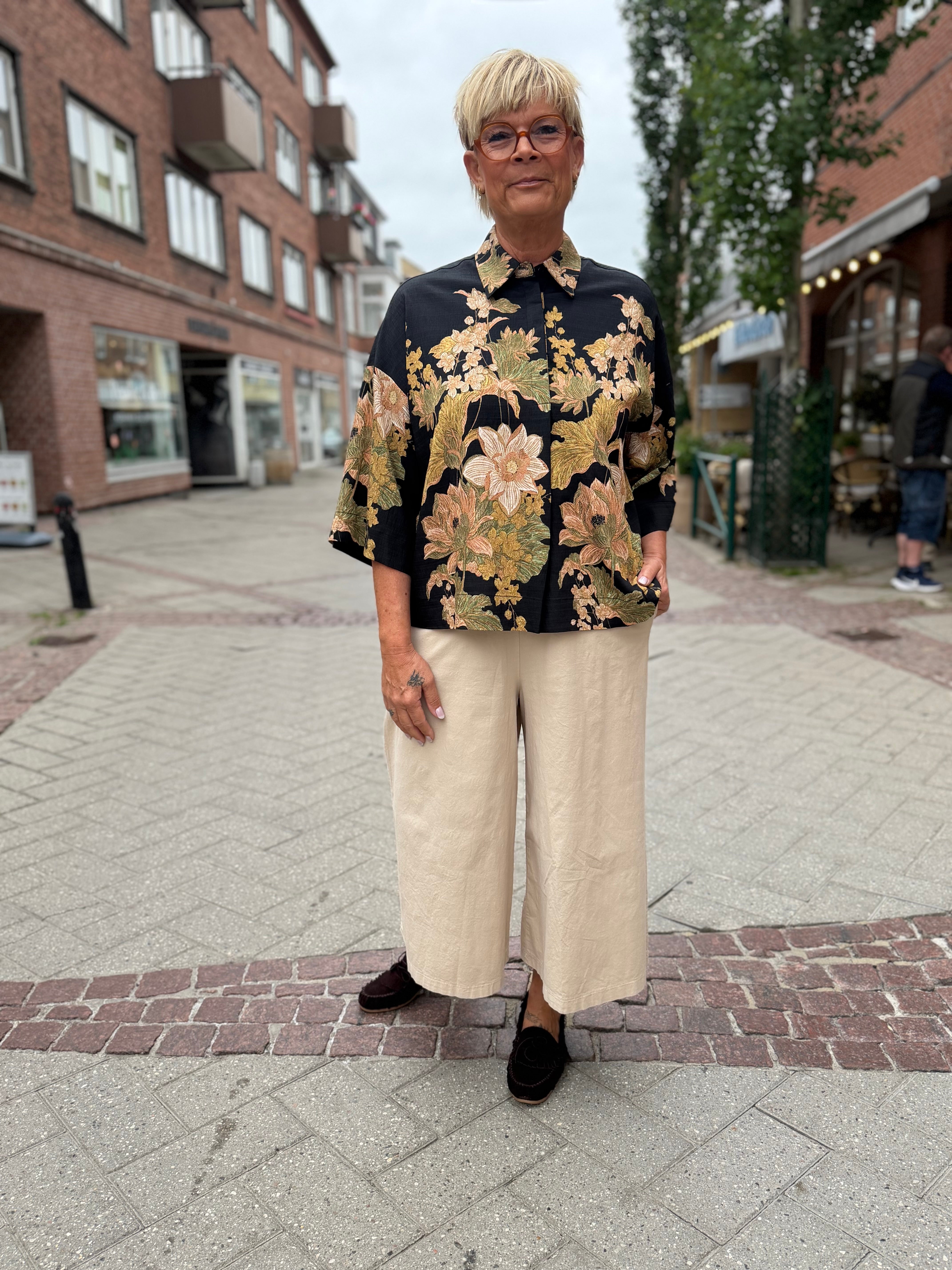 Love & Divine love1553 shirt paisley