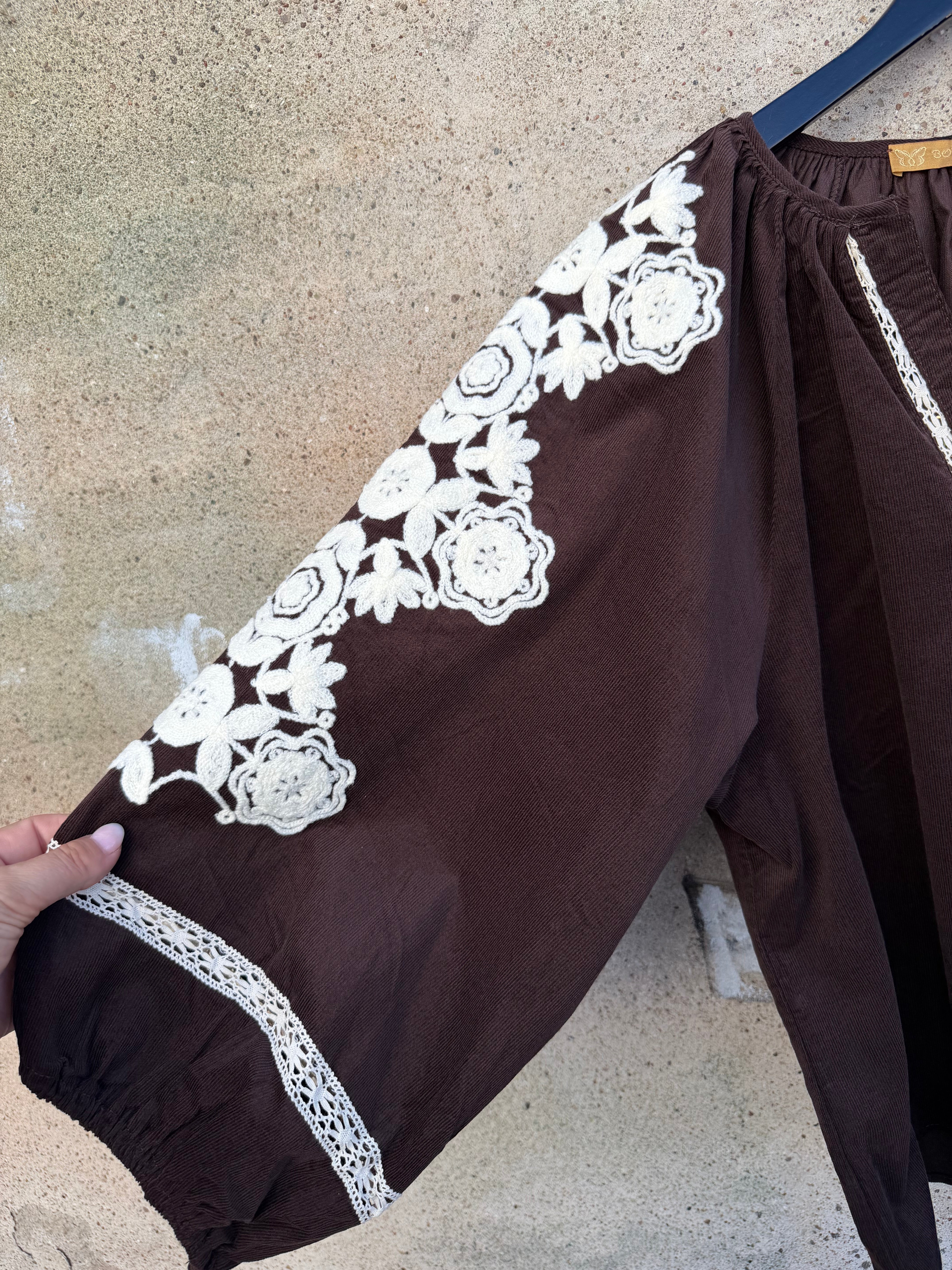 Boho Love B1416 corduroy blouse brown