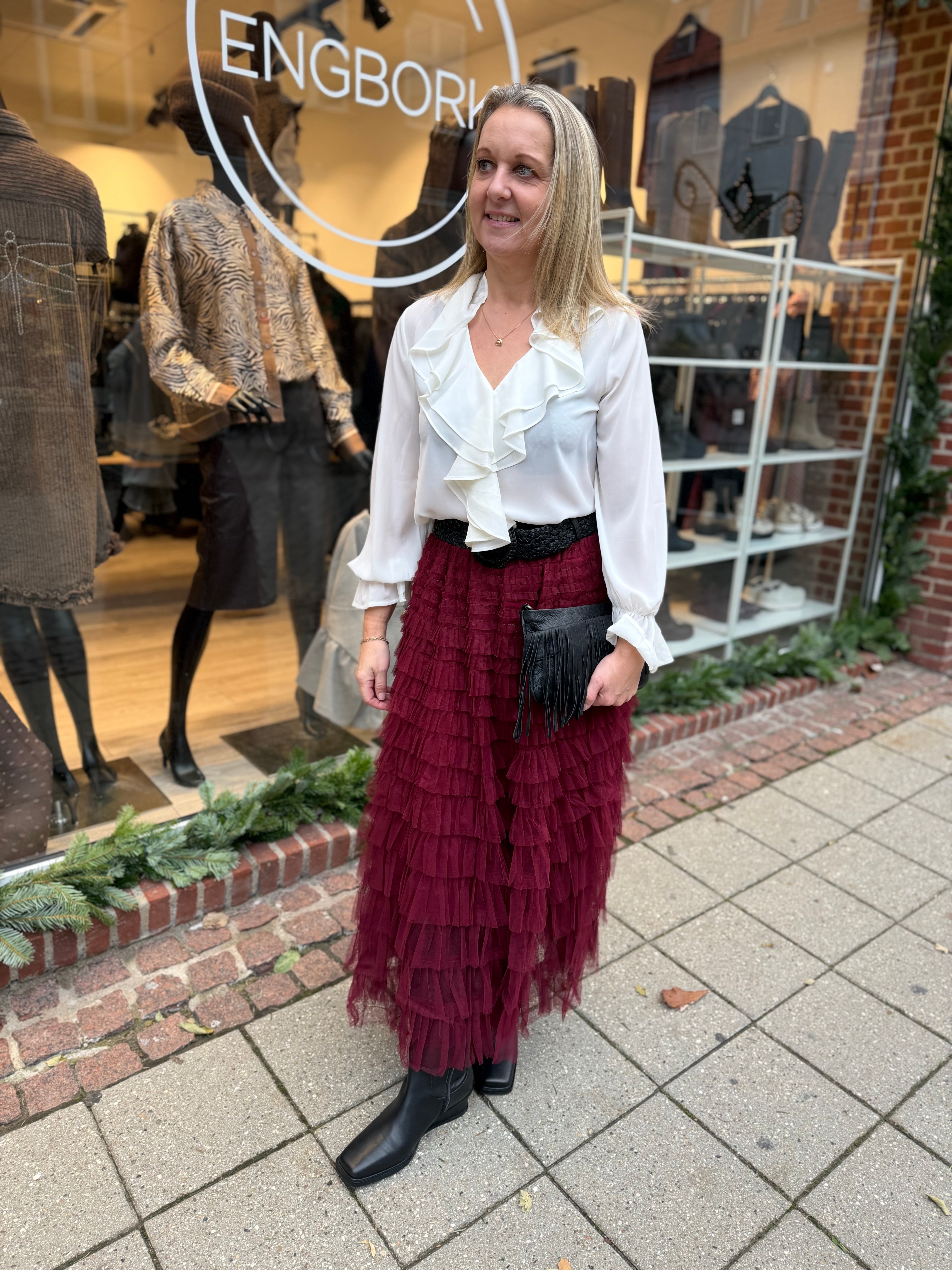 By Engbork Wonder tyl skirt bordeaux