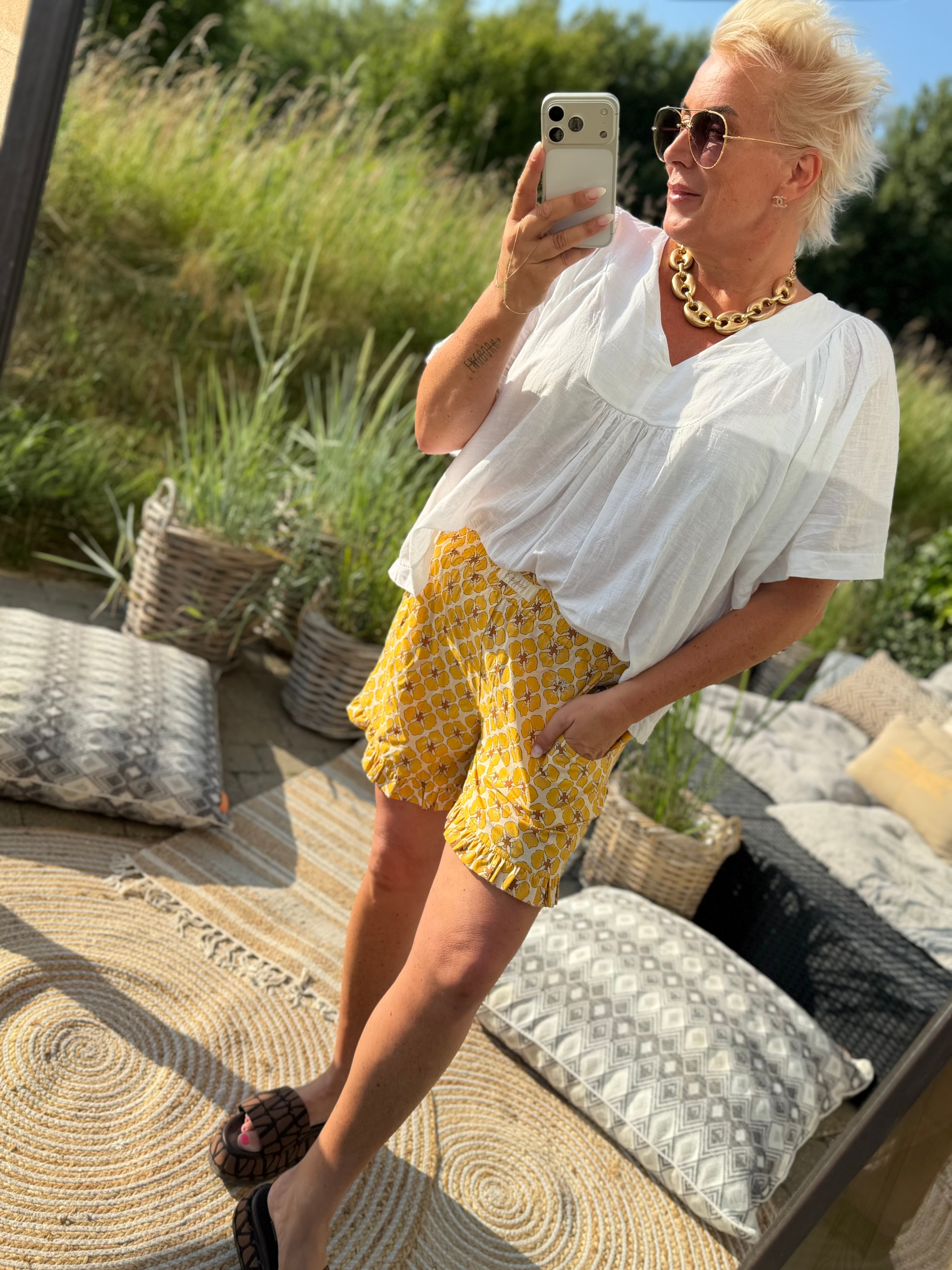 Gaspar 2601922 Honolulu frill shorts yellow