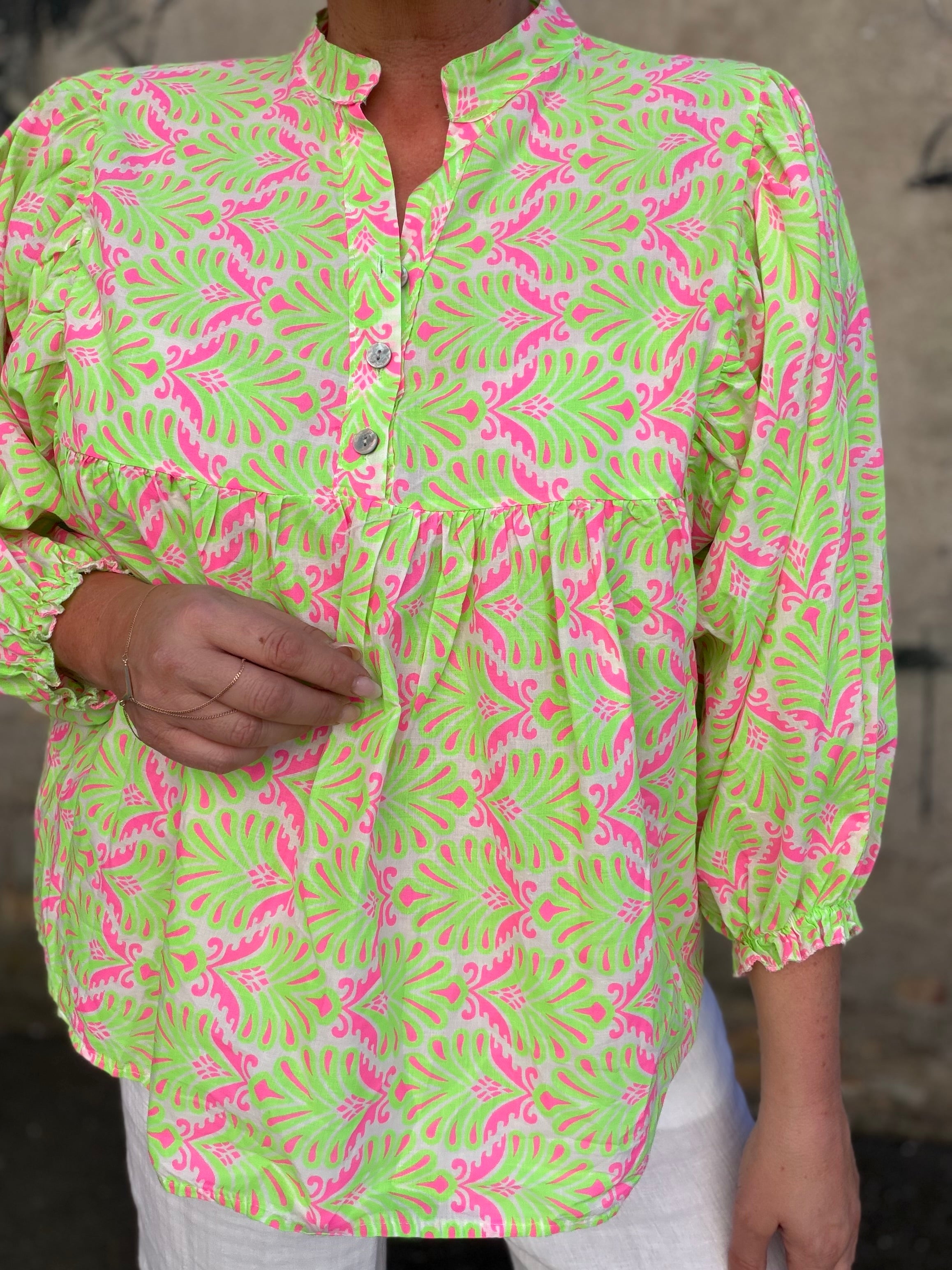 By Engbork Adelina shirt print lime