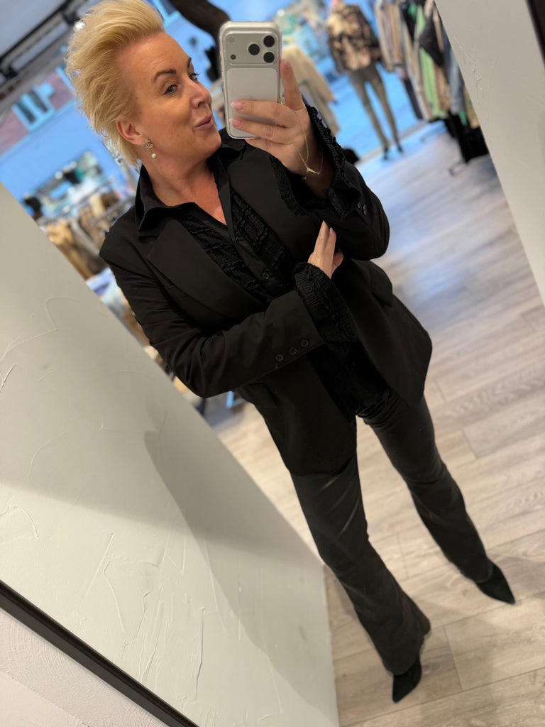 By Engbork Ciwi bluse lace black