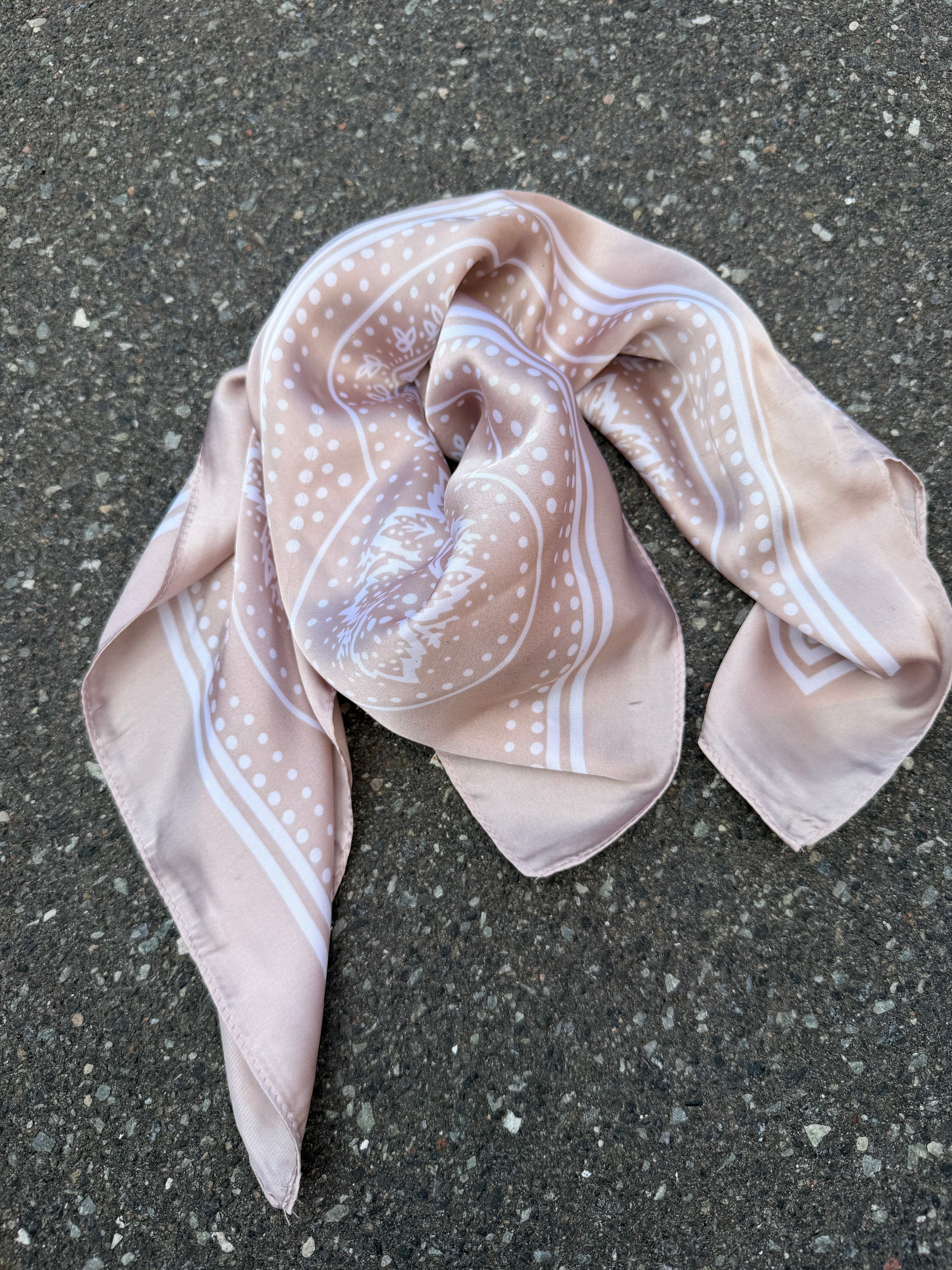 By Engbork Bandana satin scarf sand