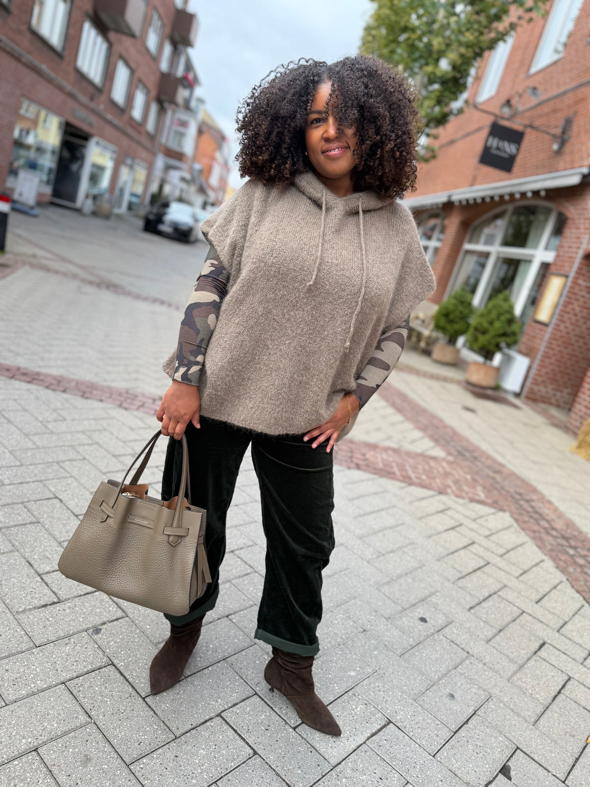 CABANA Living 8859 Soul knit vest fango